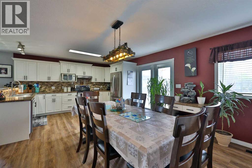 20 N 1a Street, Magrath, Alberta  T0K 1J0 - Photo 22 - A2312863