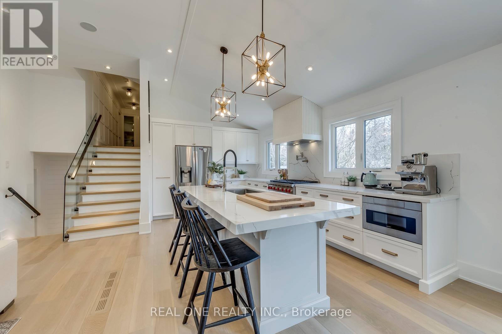 1224 Willowbrook Drive, Oakville, Ontario  L6L 2K1 - Photo 12 - W13234650