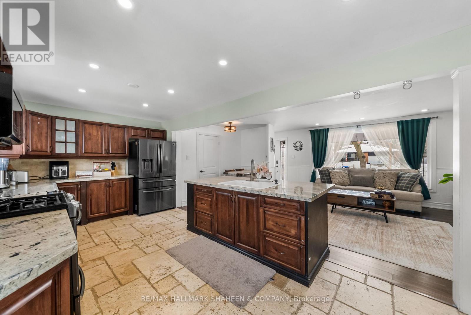 2196 Richard Street, Innisfil, Ontario  L9S 2C4 - Photo 15 - N12860916