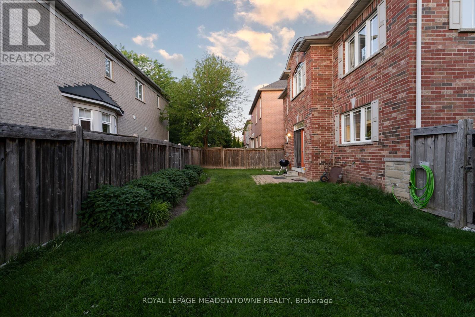 9 Black Bear Trail, Brampton, Ontario  L6Y 5L2 - Photo 44 - W12931878