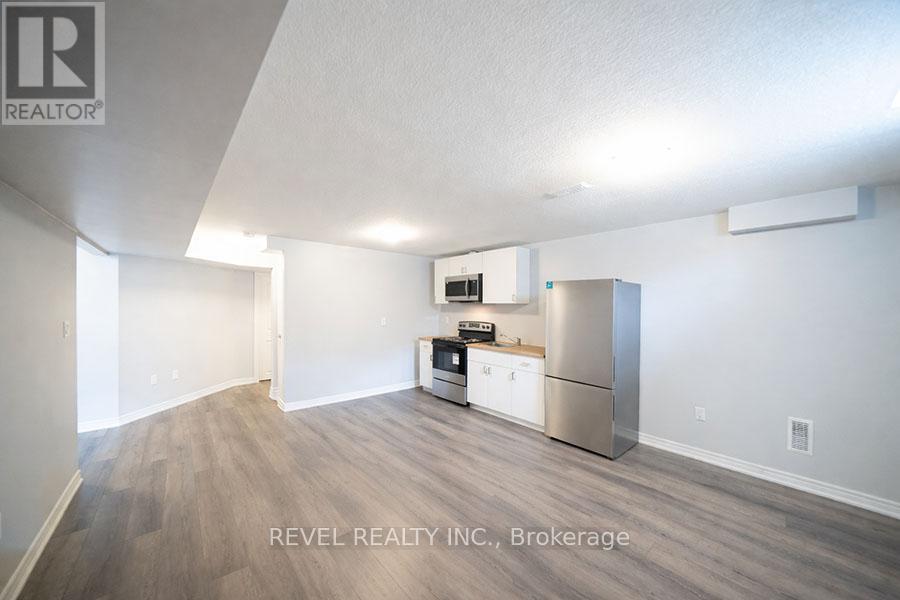 Lower - 31 Mair Avenue, Brantford, Ontario  N3T 0T2 - Photo 6 - X12981972