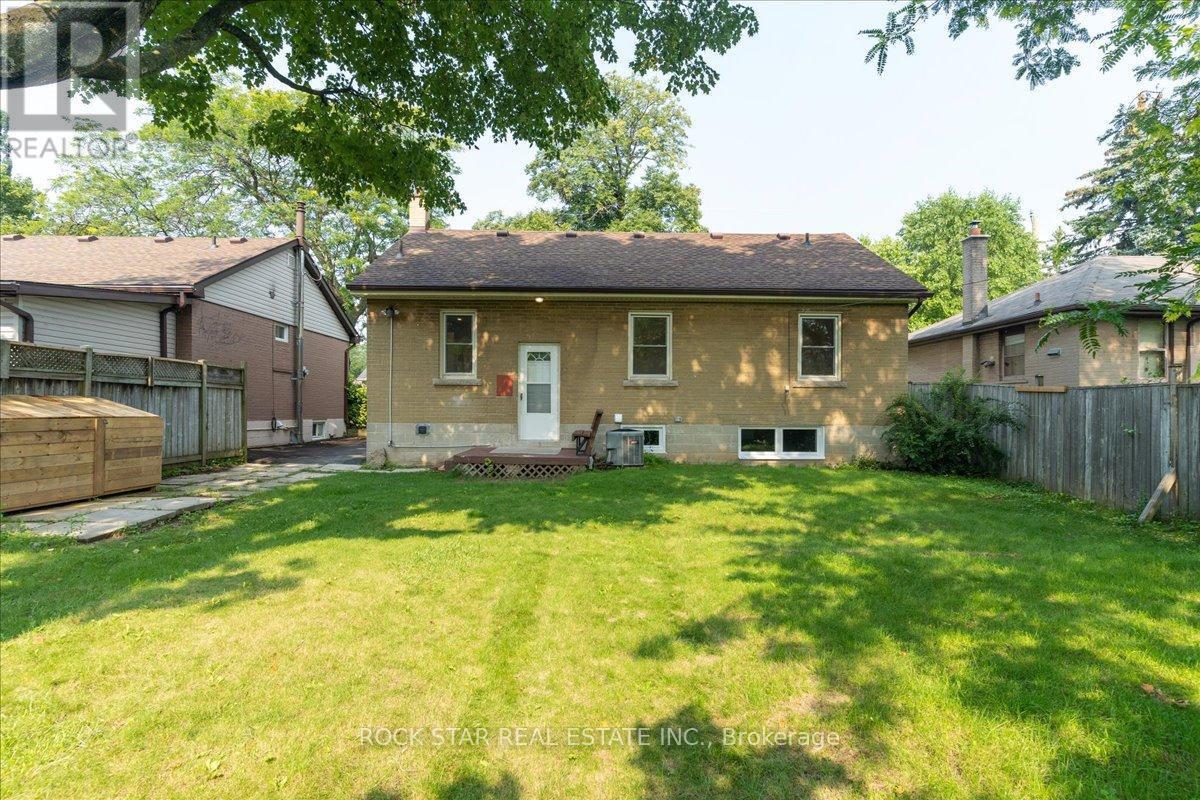 #lower - 129 West 32nd Street, Hamilton, Ontario  L9C 5H1 - Photo 14 - X13234568