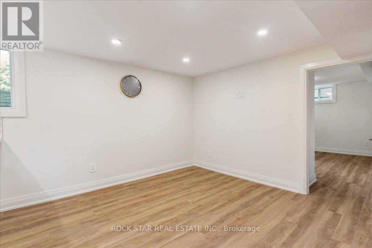 #lower - 129 West 32nd Street, Hamilton, Ontario  L9C 5H1 - Photo 3 - X13234568