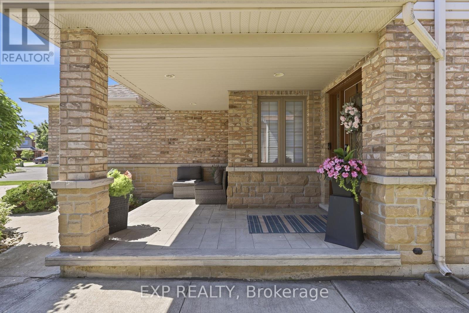 194 Southbrook Drive, Hamilton, Ontario  L0R 1C0 - Photo 4 - X13234620