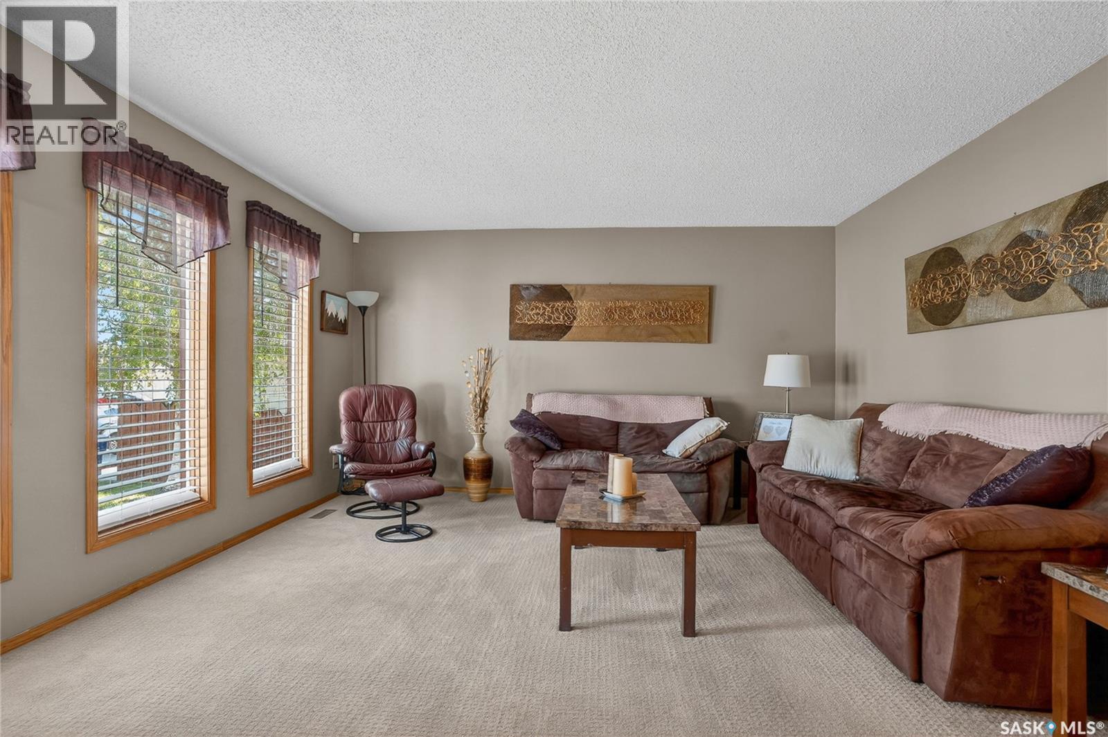 114 Sumner Crescent, Saskatoon, Saskatchewan  S7L 7A4 - Photo 8 - SK038086