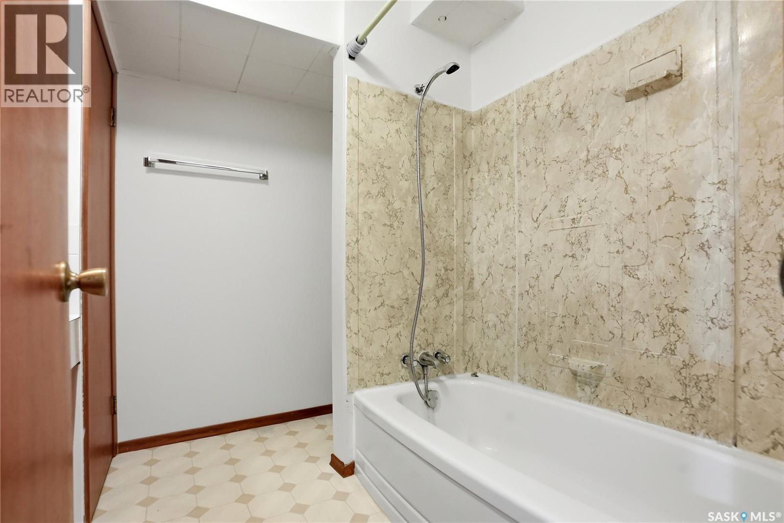 6007 4th Street, Rosthern, Saskatchewan  S0K 3R0 - Photo 34 - SK038062