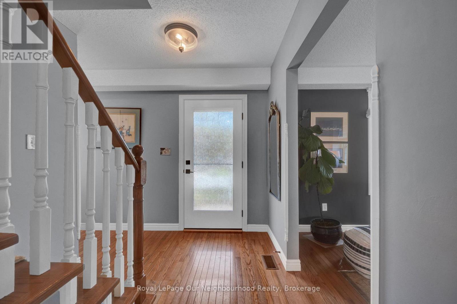 6 Orchard Park Drive, Clarington, Ontario  L1C 4E2 - Photo 6 - E13234792