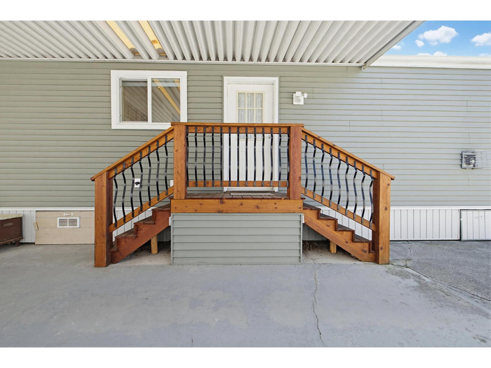 250 27111 0 Avenue, Langley, British Columbia  V4W 2T6 - Photo 3 - R3130873