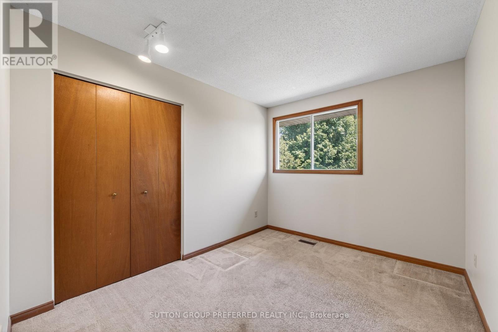 4 Golfview Crescent, London South, Ontario  N6C 5N1 - Photo 33 - X13234724