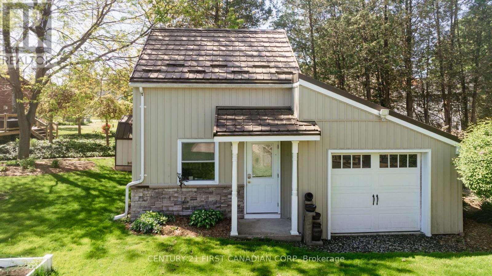 167 Dashwood Road, South Huron, Ontario  N0M 1N0 - Photo 12 - X13235022