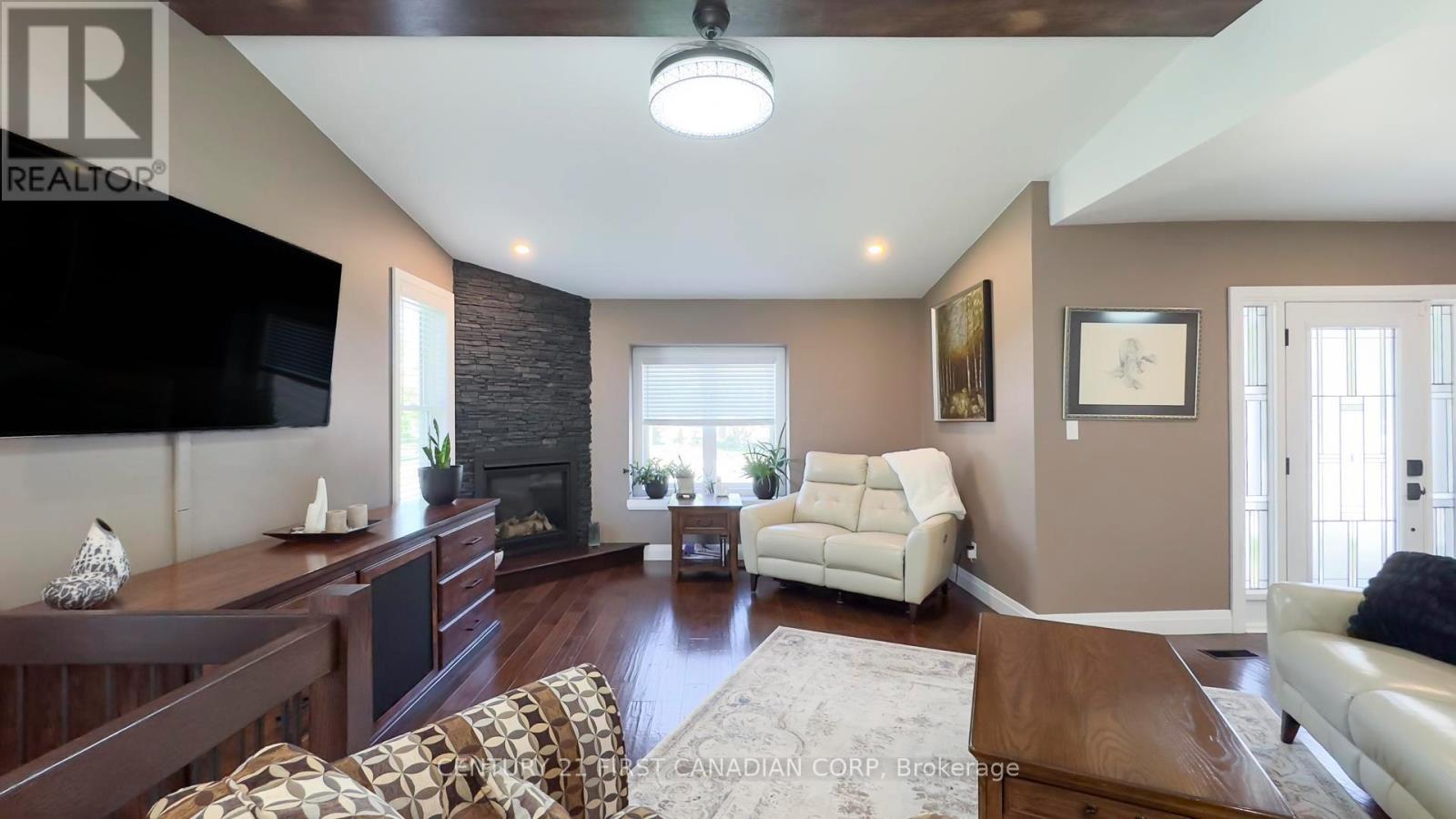 167 Dashwood Road, South Huron, Ontario  N0M 1N0 - Photo 19 - X13235022