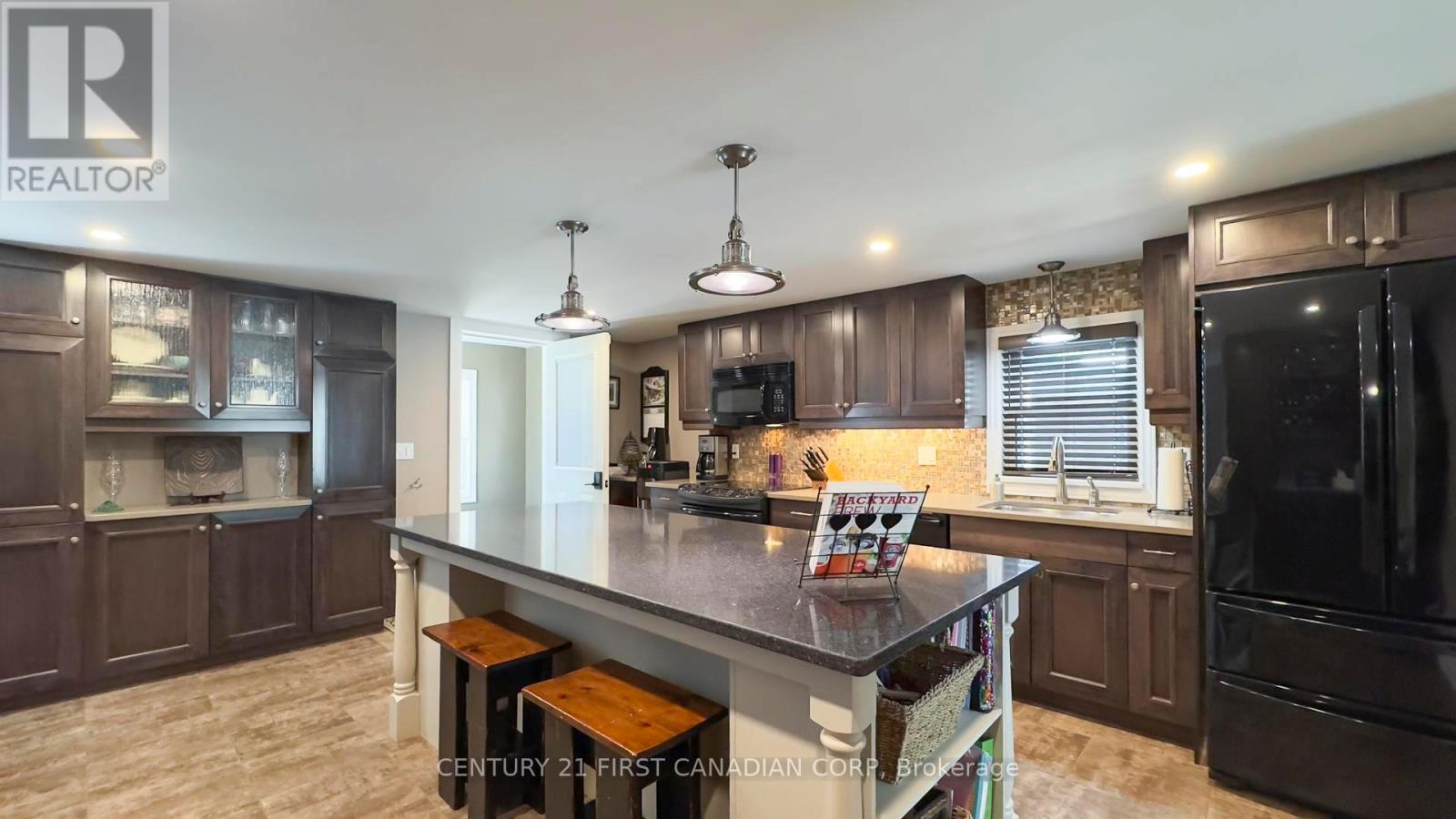 167 Dashwood Road, South Huron, Ontario  N0M 1N0 - Photo 23 - X13235022