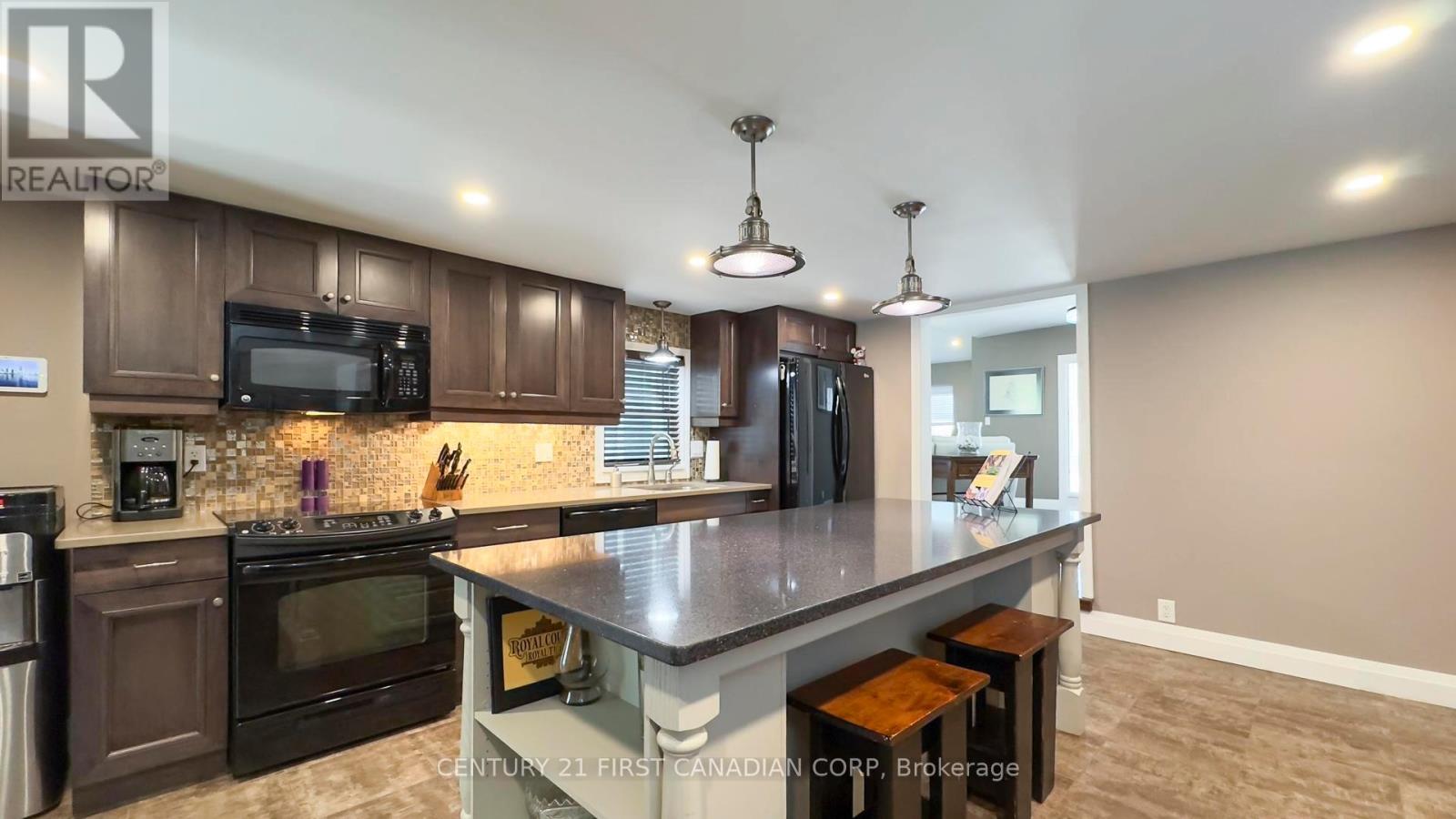 167 Dashwood Road, South Huron, Ontario  N0M 1N0 - Photo 25 - X13235022