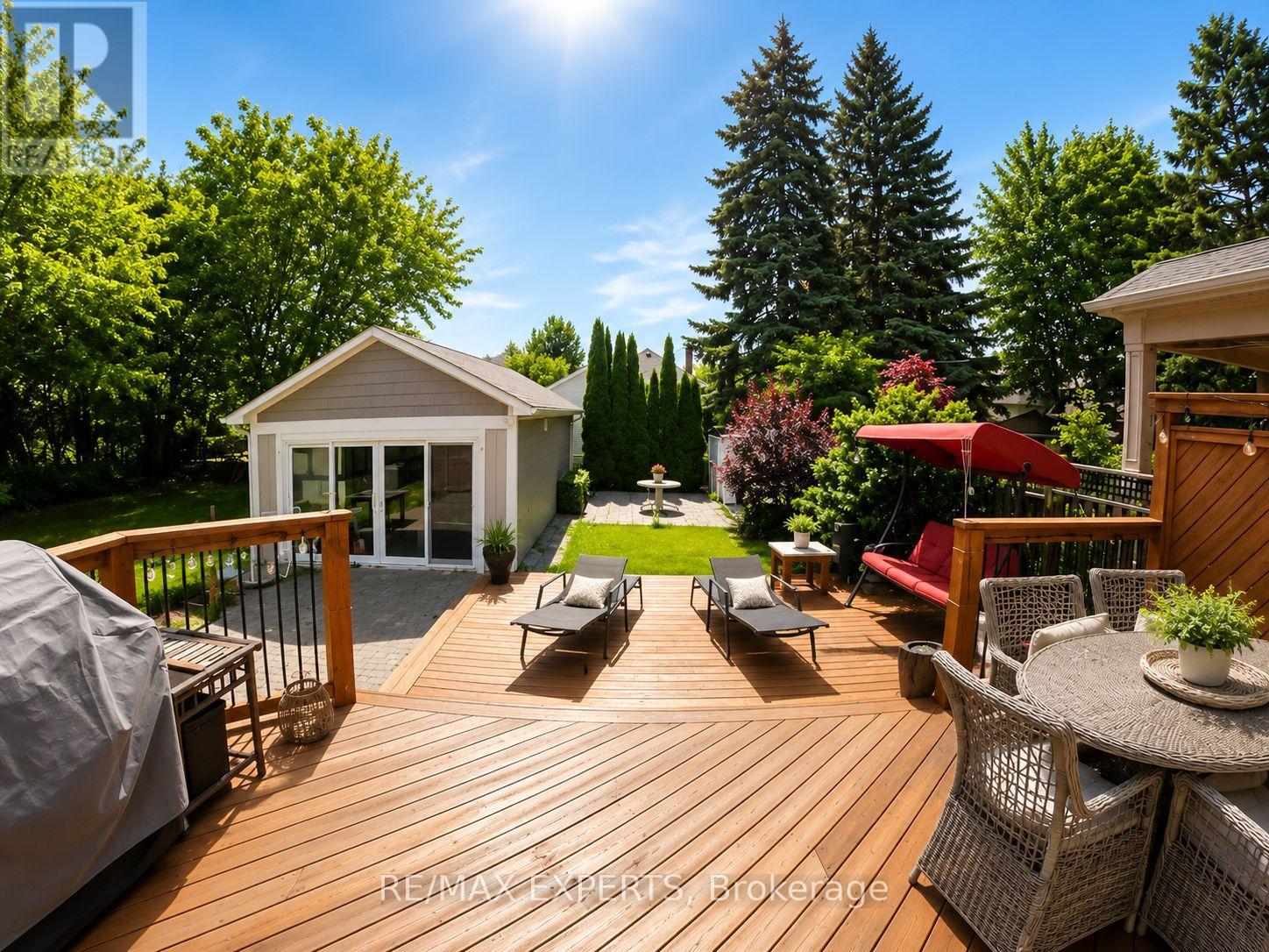 10 Lady Bank Road, Toronto, Ontario  M8Z 4J5 - Photo 10 - W13233822