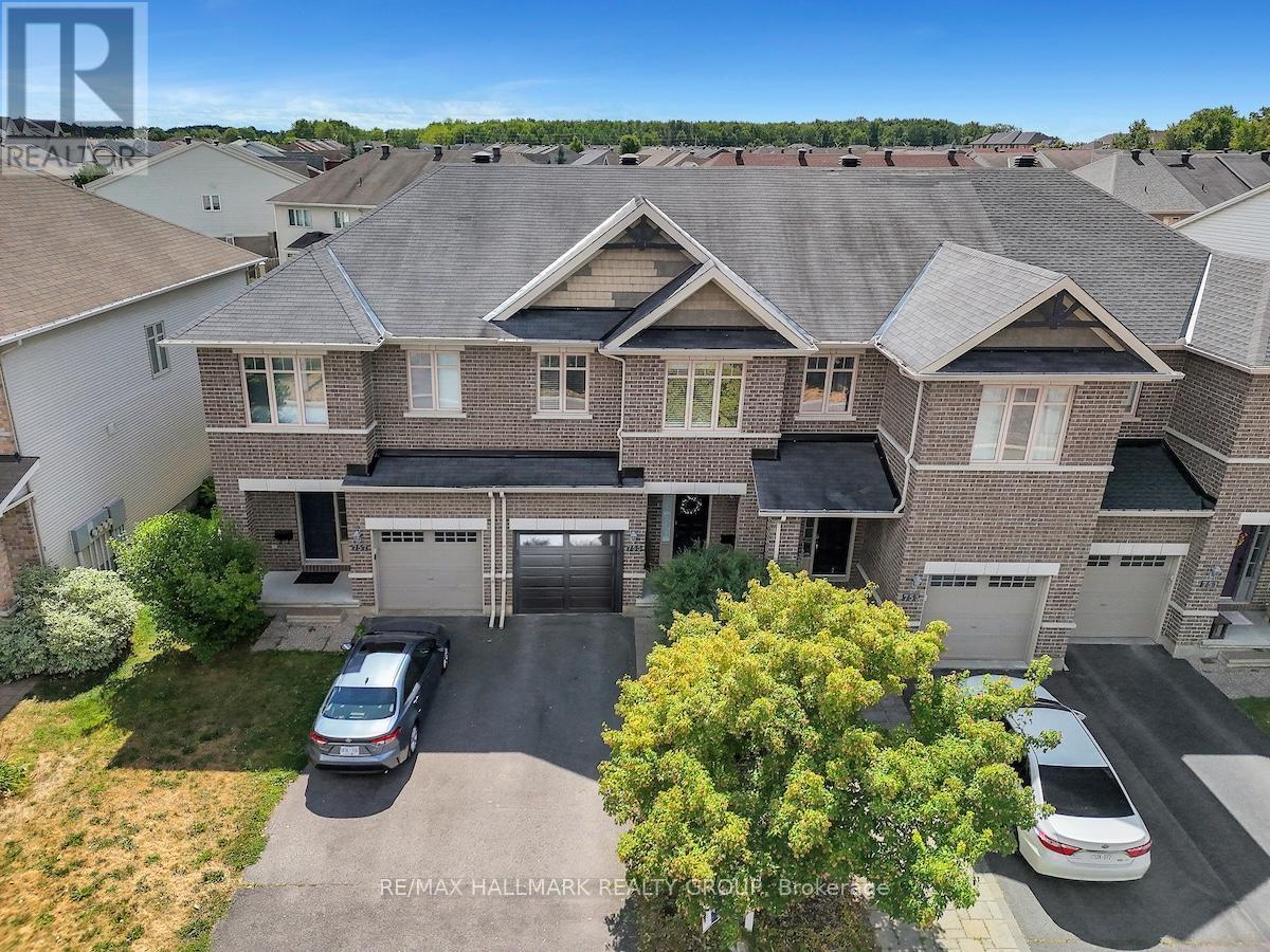 755 Bowercrest Crescent, Ottawa, Ontario  K1V 2M3 - Photo 1 - X13235066