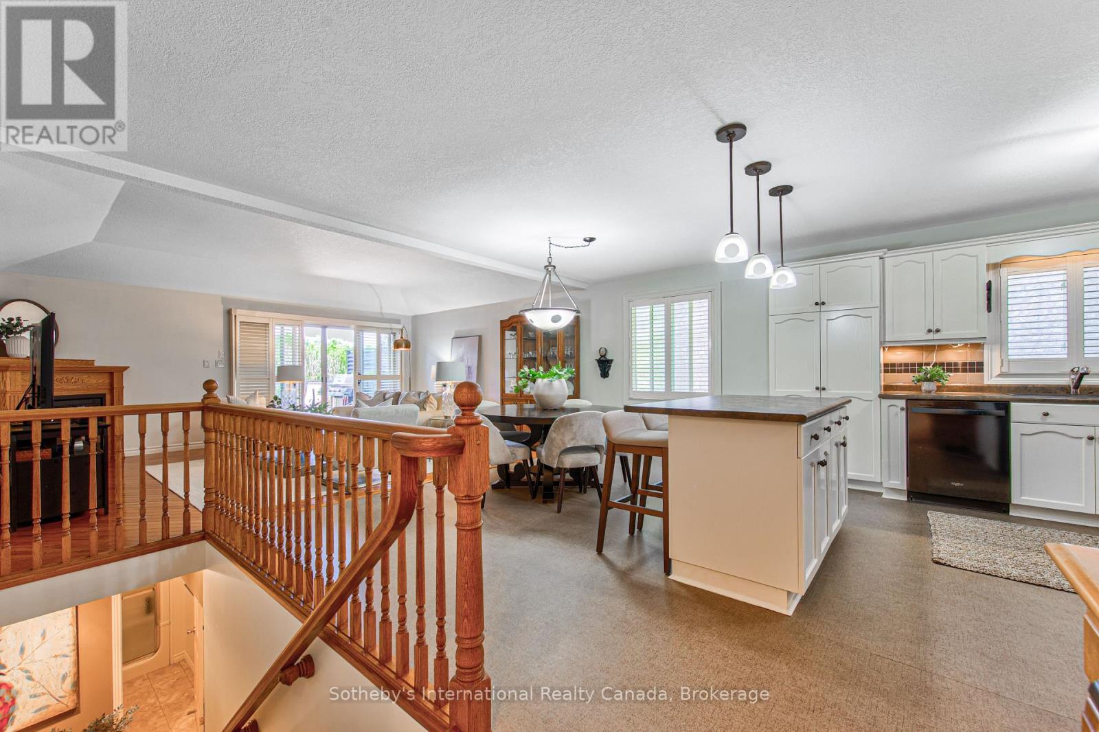 179 Westchester Drive W, Kitchener, Ontario  N2B 3M8 - Photo 11 - X13234836