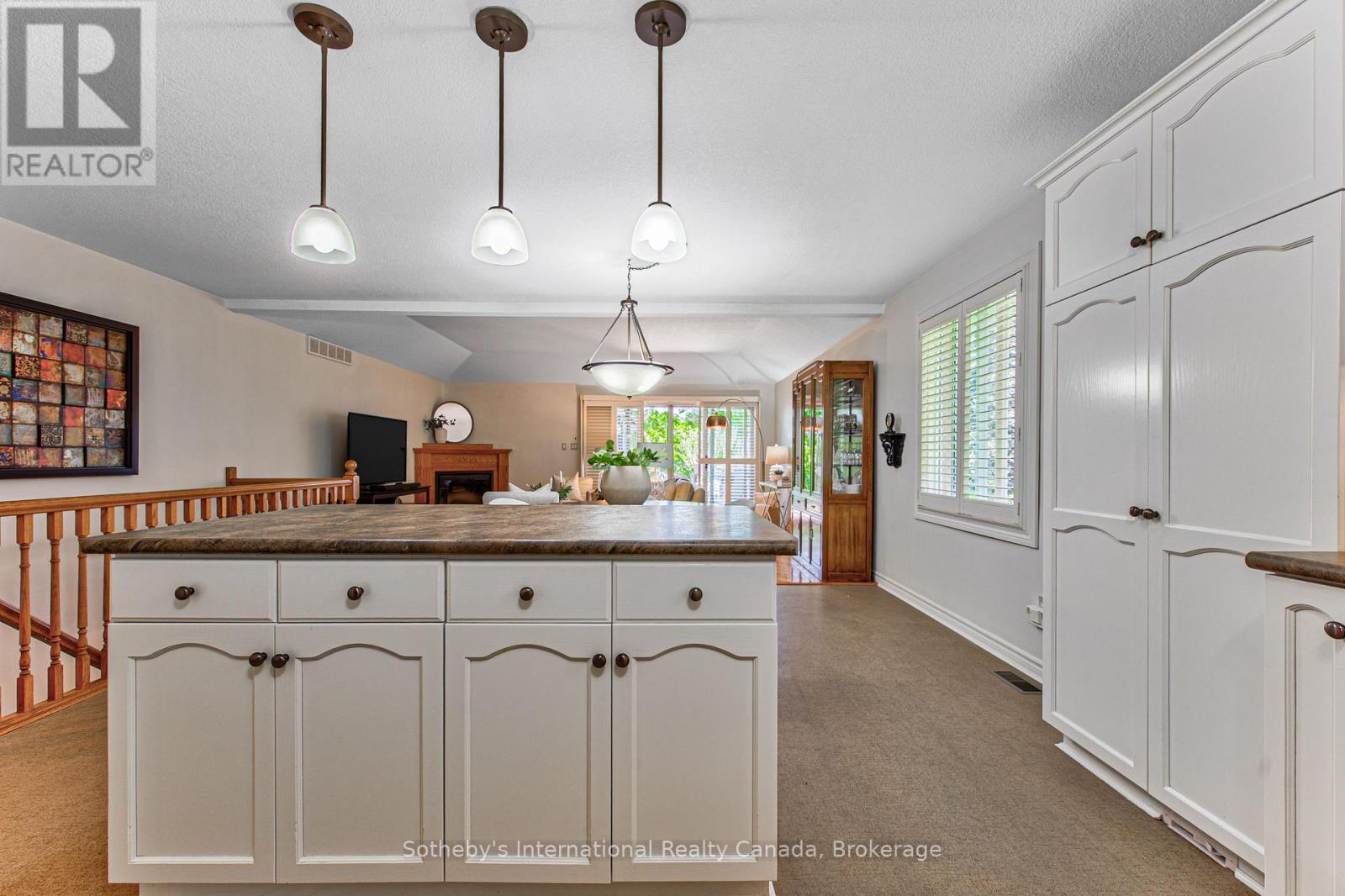 179 Westchester Drive W, Kitchener, Ontario  N2B 3M8 - Photo 14 - X13234836