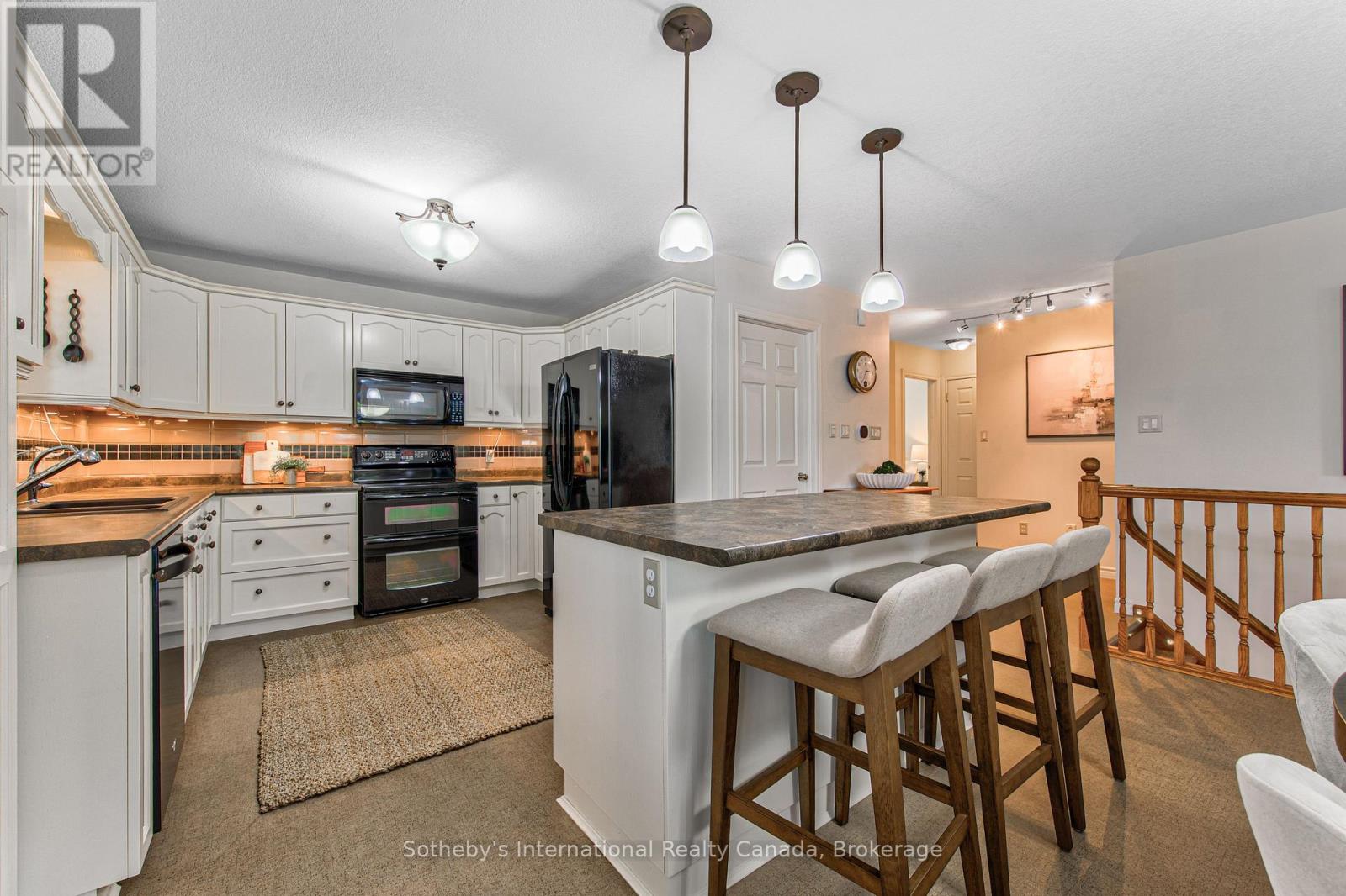 179 Westchester Drive W, Kitchener, Ontario  N2B 3M8 - Photo 15 - X13234836