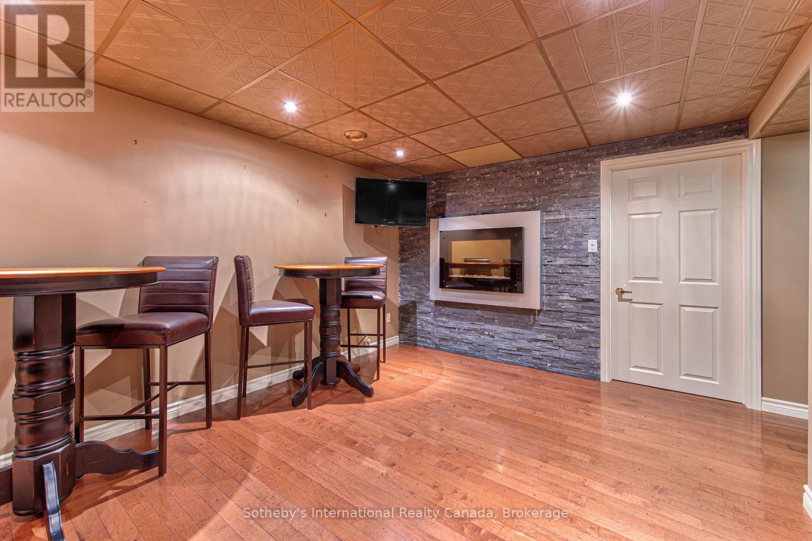 179 Westchester Drive W, Kitchener, Ontario  N2B 3M8 - Photo 31 - X13234836