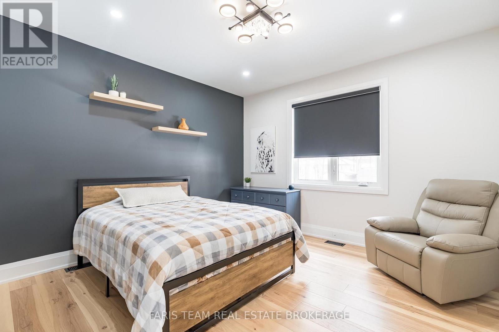 7 Reynolds Road, Tiny, Ontario  L0L 2T0 - Photo 26 - S12857816