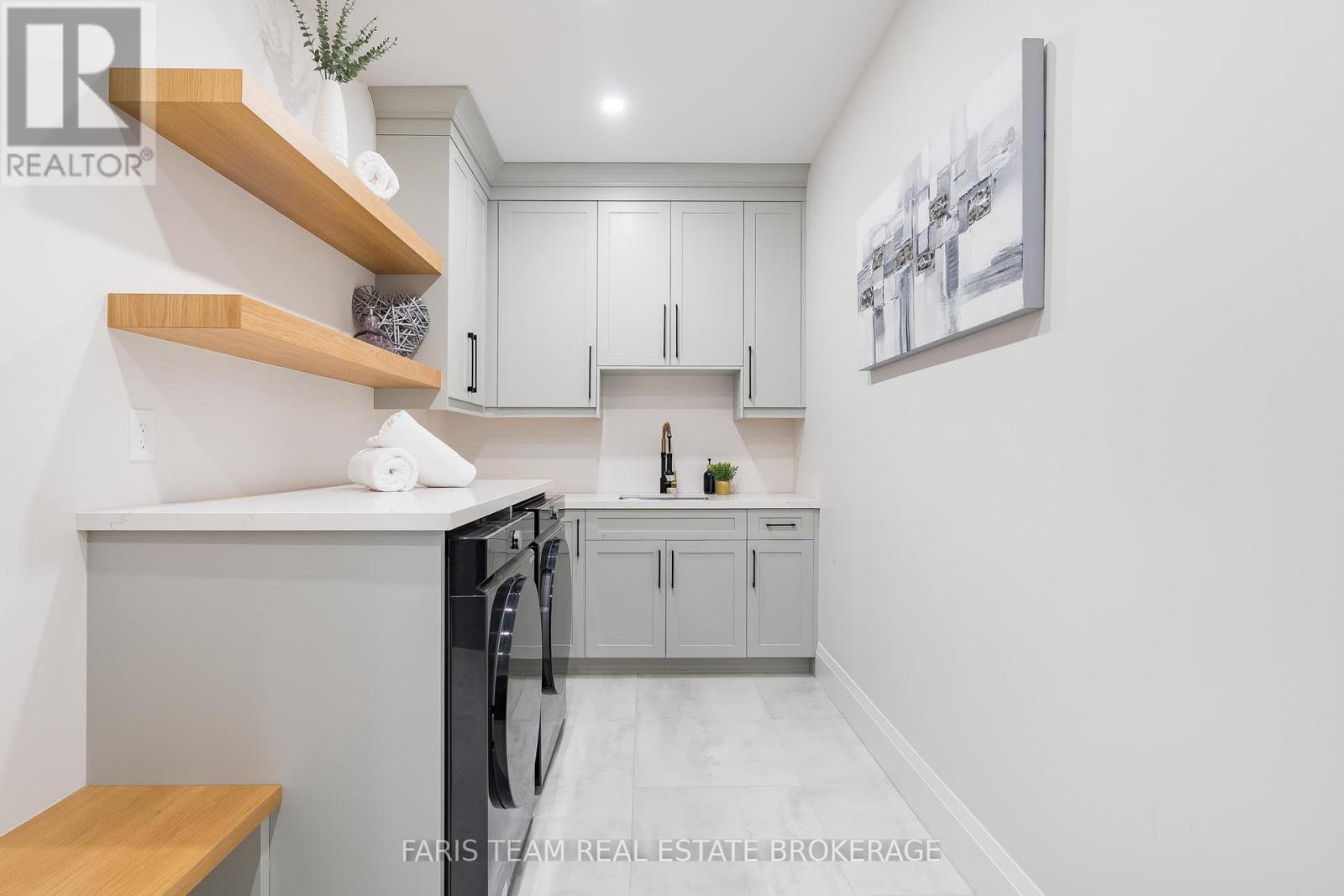 7 Reynolds Road, Tiny, Ontario  L0L 2T0 - Photo 29 - S12857816