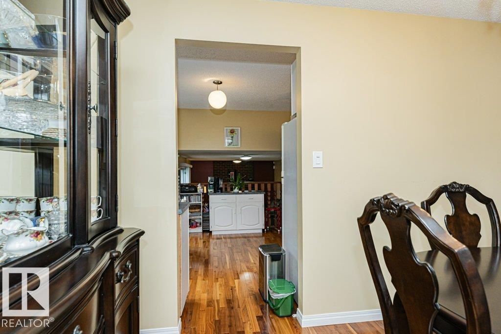 10543 35 Av NW, Edmonton, Alberta T6J 2M1 - Photo 10 - E4491297