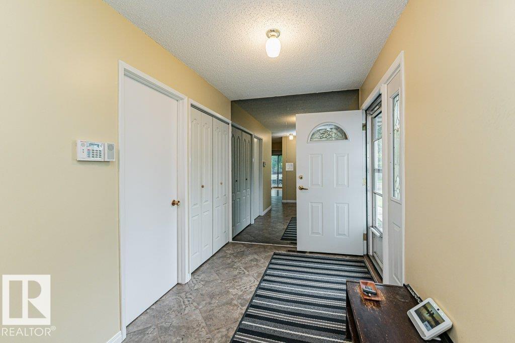 10543 35 Av NW, Edmonton, Alberta T6J 2M1 - Photo 17 - E4491297