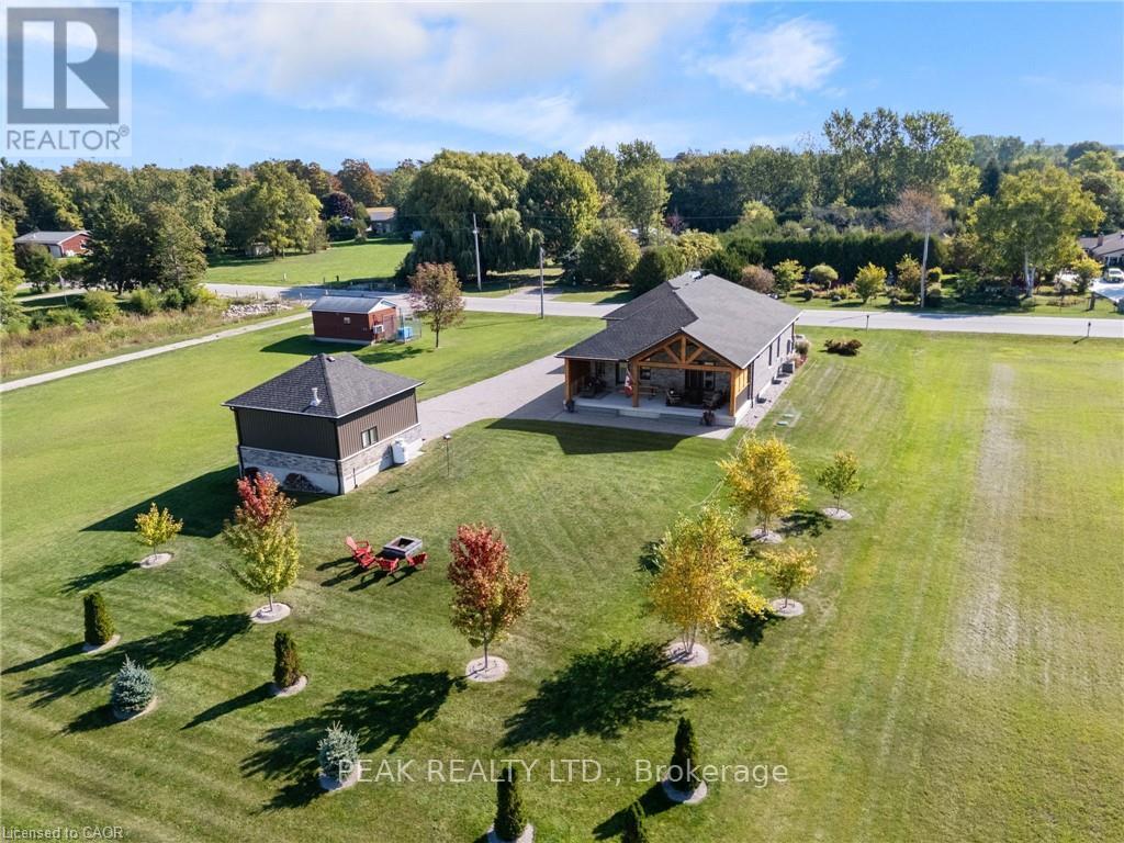 33 Wellington Street S, Ashfield-Colborne-Wawanosh, Ontario  N7A 3X9 - Photo 21 - X12869430