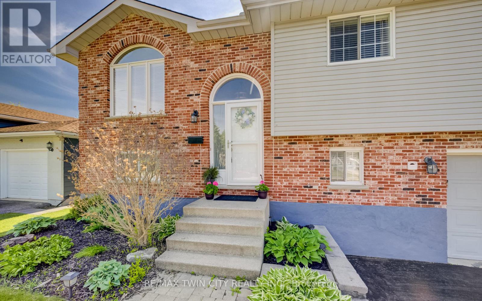 647 Kennard Crescent, Kincardine, Ontario  N2Z 1T4 - Photo 5 - X13071444