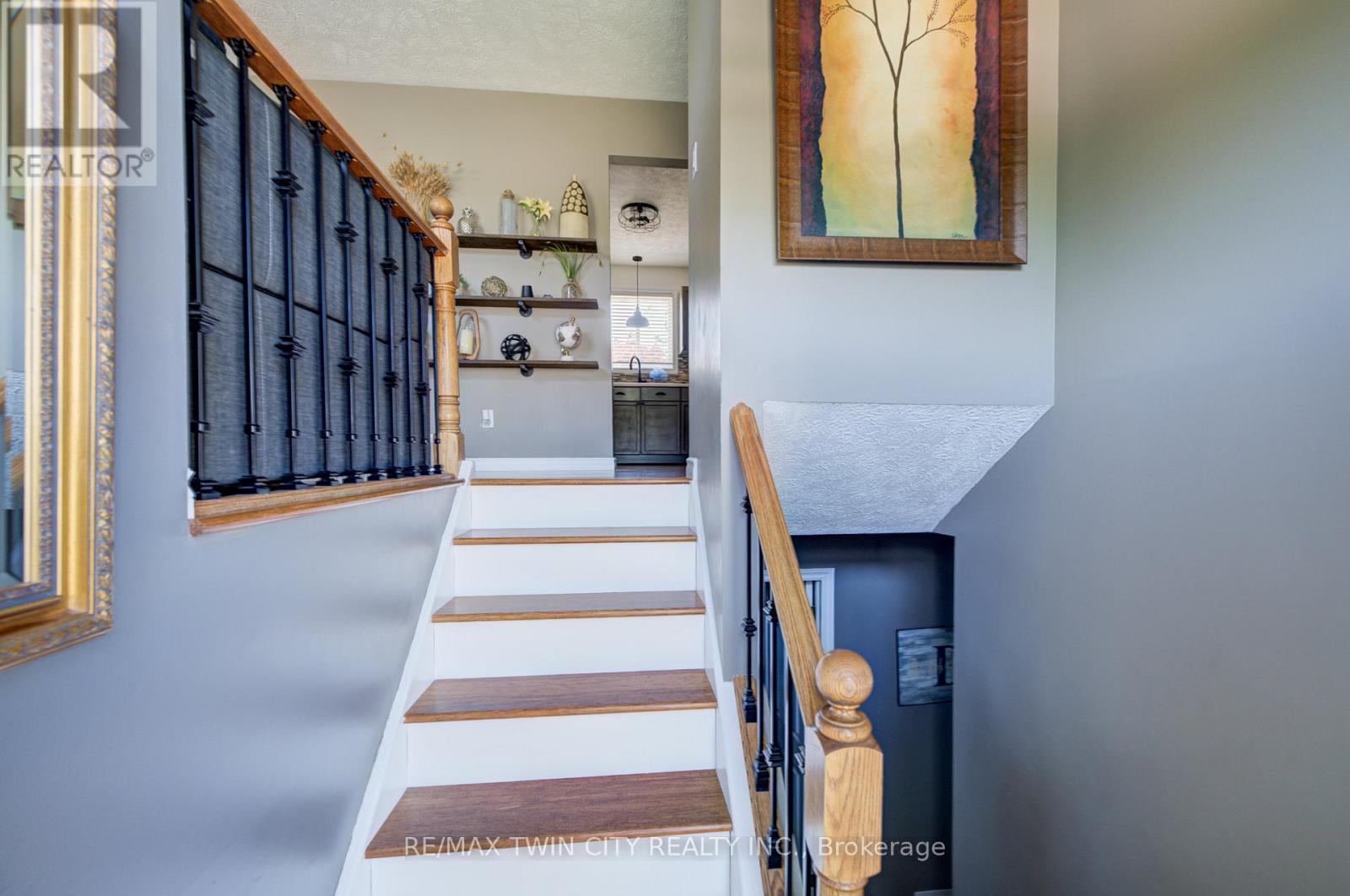 647 Kennard Crescent, Kincardine, Ontario  N2Z 1T4 - Photo 6 - X13071444