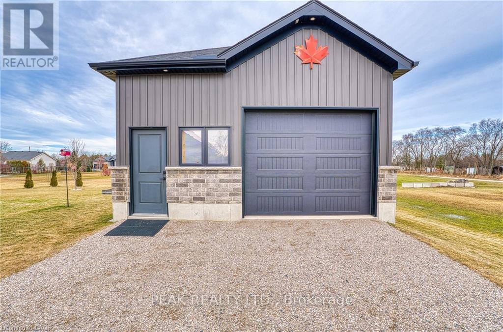 33 Wellington Street S, Ashfield-Colborne-Wawanosh, Ontario  N7A 3X9 - Photo 23 - X12869430