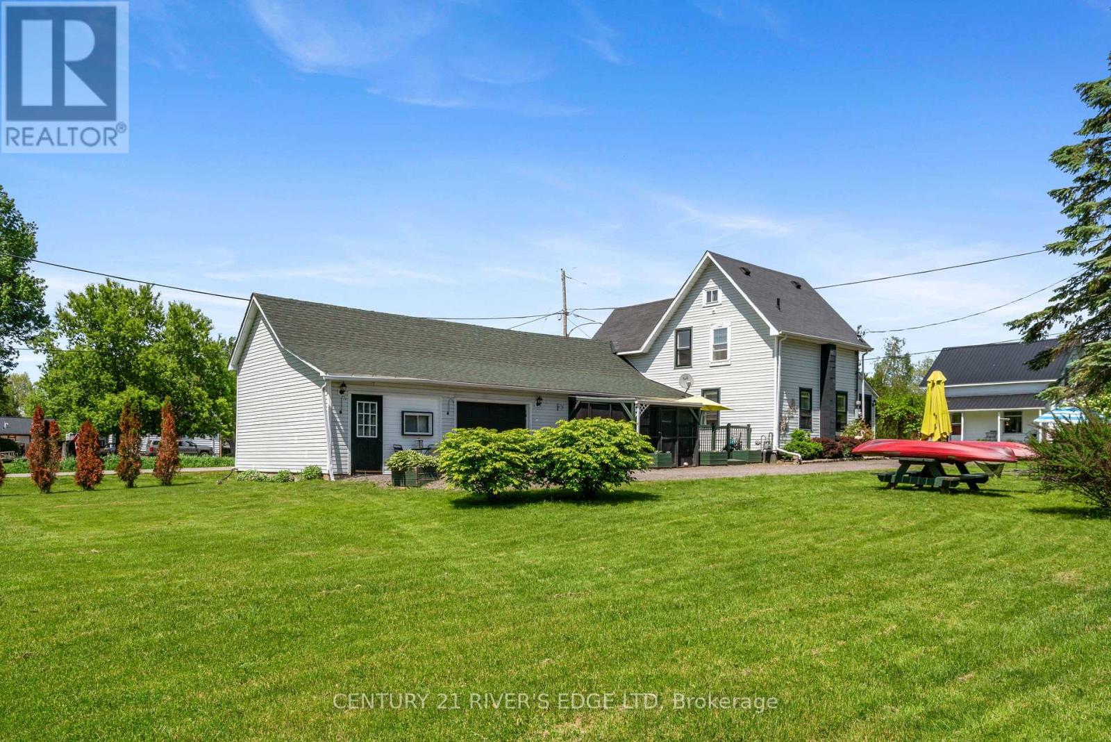 5694 Duncan Street, South Dundas, Ontario  K0C 1X0 - Photo 1 - X13234832
