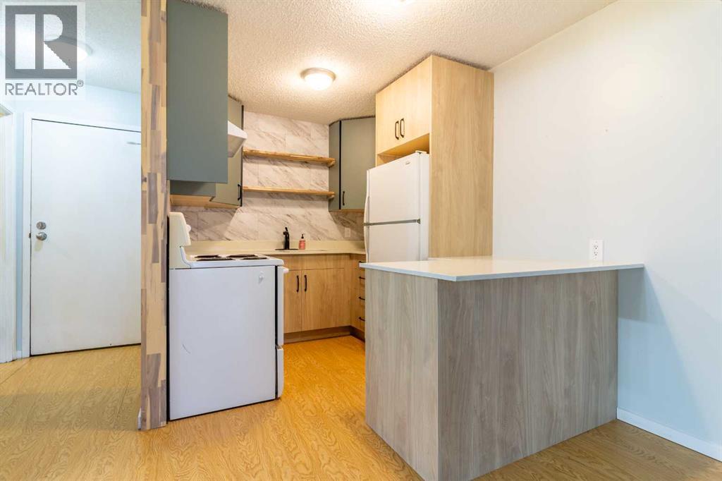 203a, 295 Columbia Boulevard W, Lethbridge, Alberta  T1K 4B8 - Photo 2 - A2316670