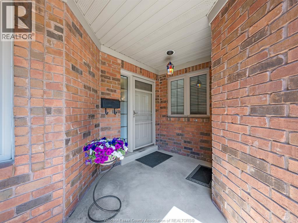 1630 Naples Crescent, Lasalle, Ontario  N9J 3Y9 - Photo 6 - 26012997