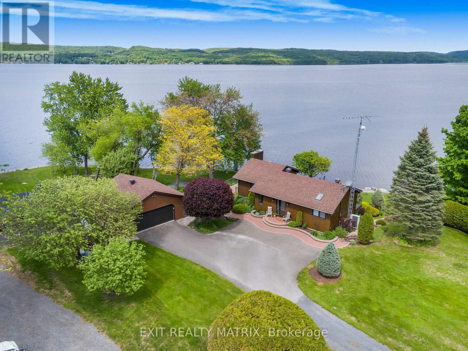 2176 BAY ROAD, Champlain, Ontario