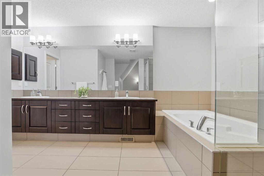 127 Marquis Grove Se, Calgary, Alberta  T3M 1M6 - Photo 30 - A2317001