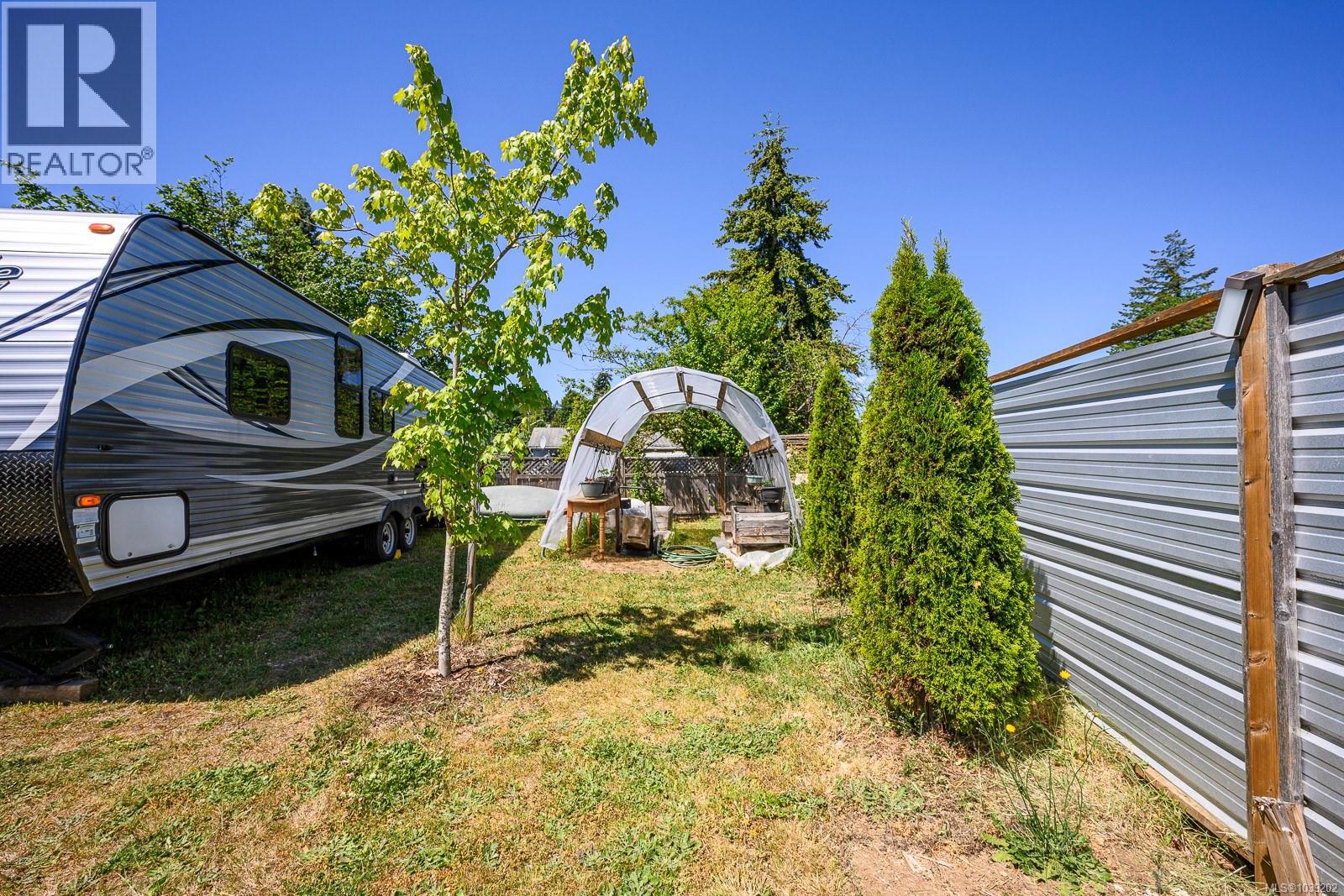 2772 Ulverston Ave, Cumberland, British Columbia  V0R 1S0 - Photo 17 - 1039202