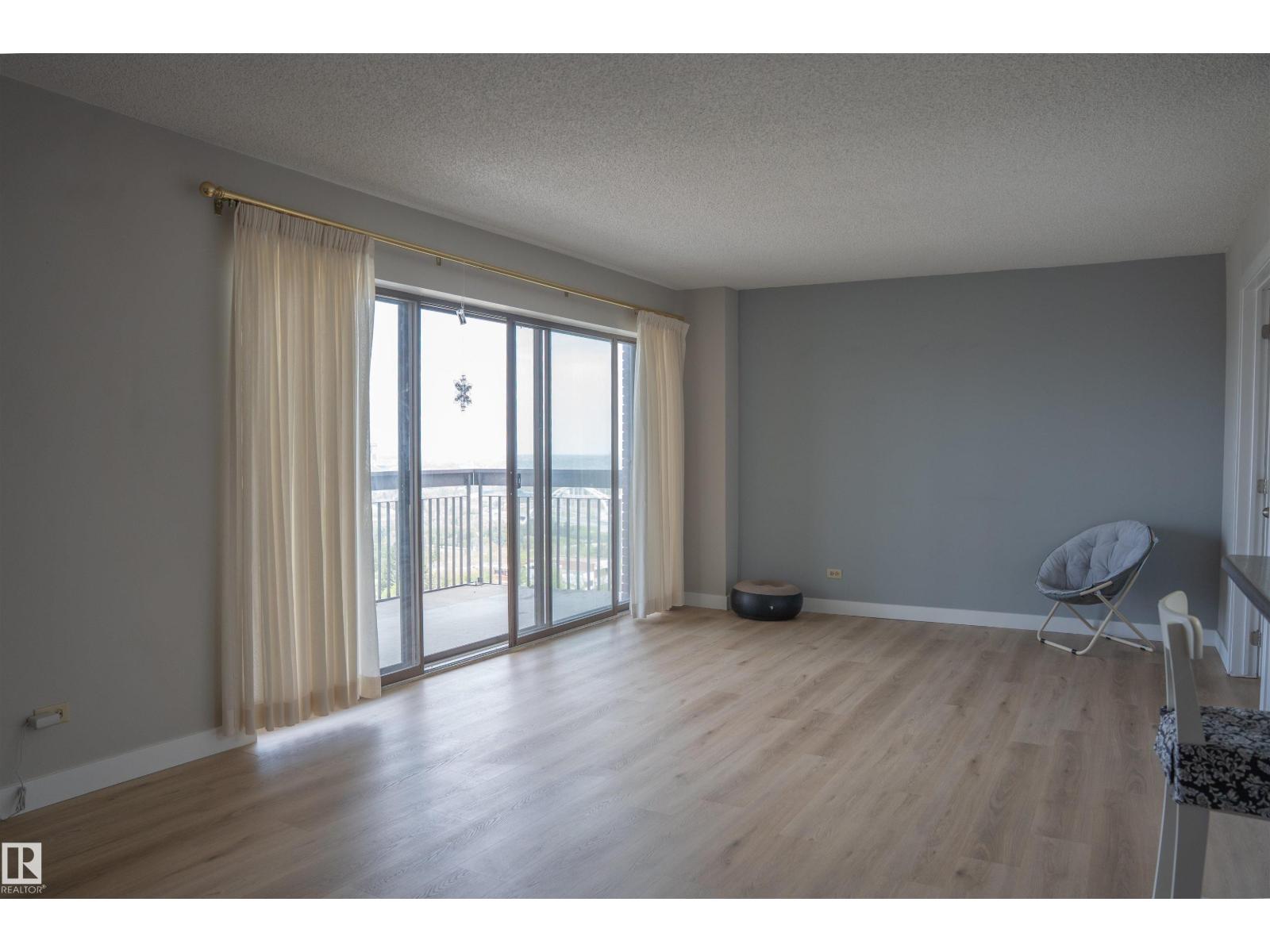 #1703 11027 87 AV N NW, Edmonton