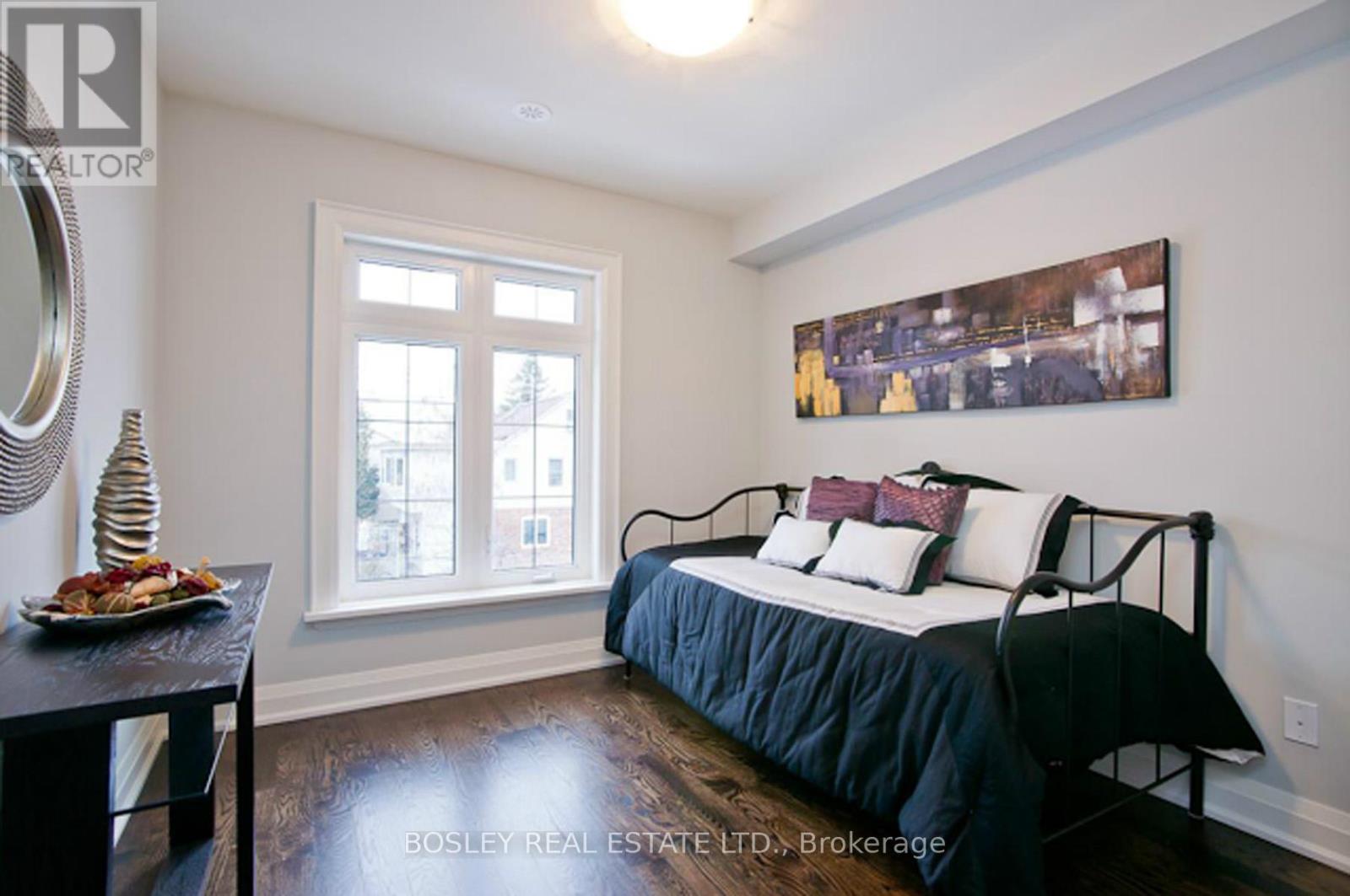 Upper - 19 Cardiff Road, Toronto, Ontario  M4P 2N6 - Photo 9 - C13233616