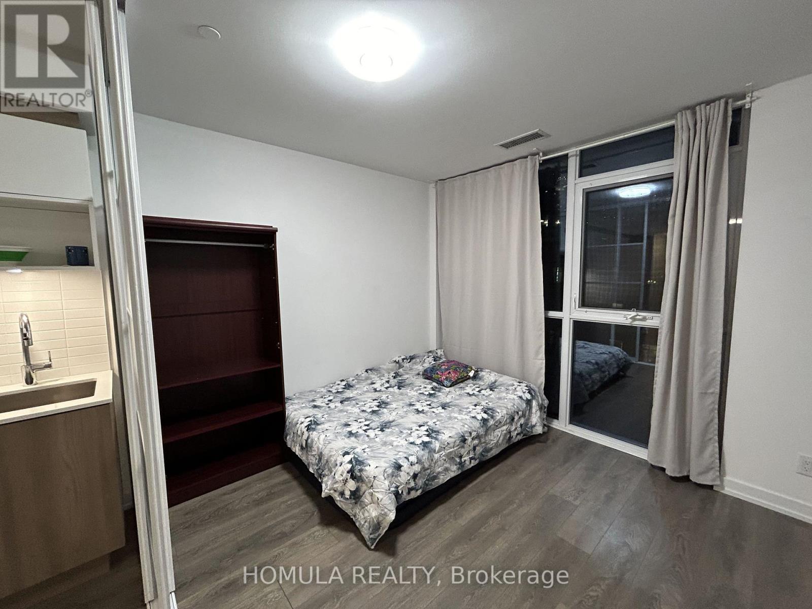 303 - 159 Wellesley Street E, Toronto, Ontario  M4Y 0H5 - Photo 8 - C13234782