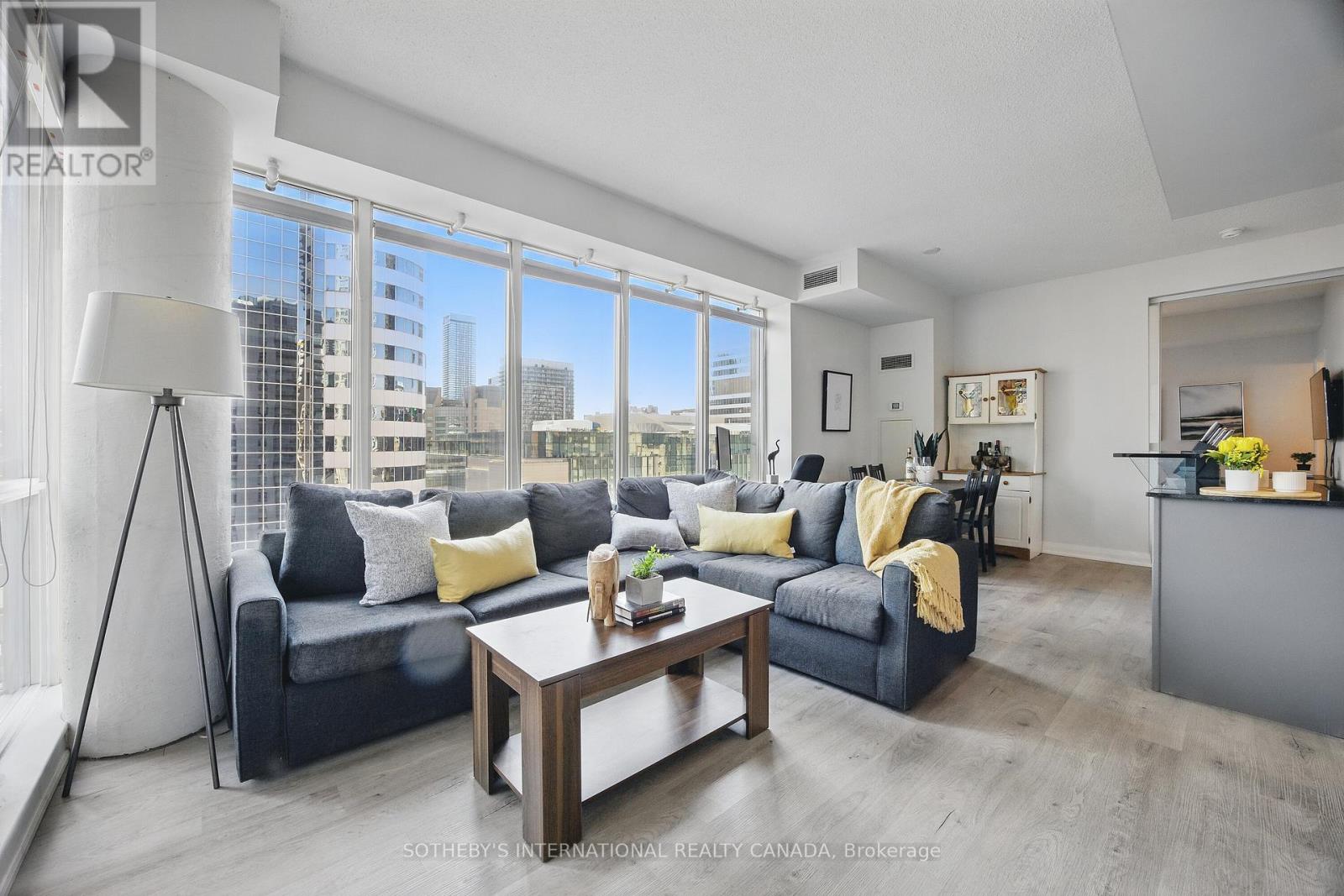 1307 - 220 Victoria Street, Toronto, Ontario  M5B 2R6 - Photo 1 - C13234848
