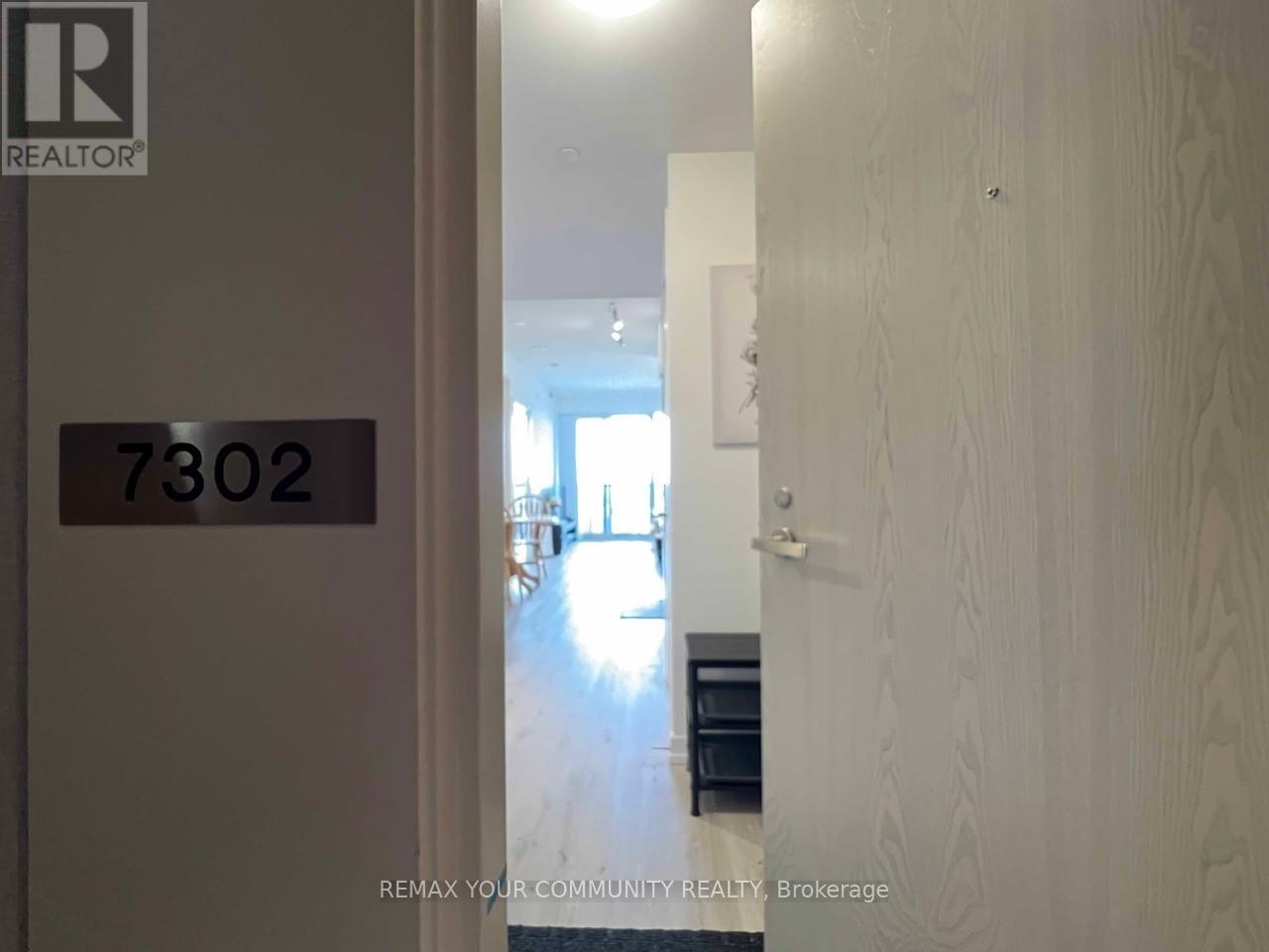 7302 - 138 Downes Street, Toronto, Ontario  M5E 0E4 - Photo 2 - C13234966