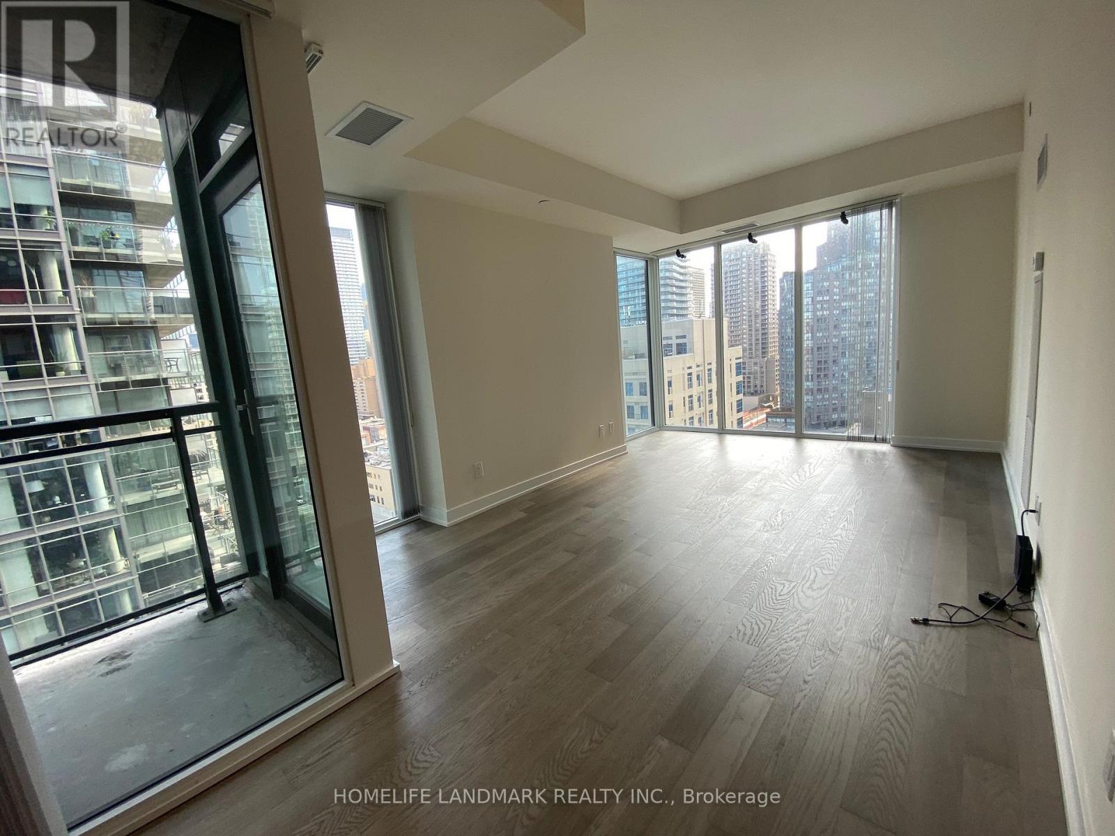1309 - 17 Dundonald Street, Toronto, Ontario  M4Y 1K3 - Photo 4 - C13235010