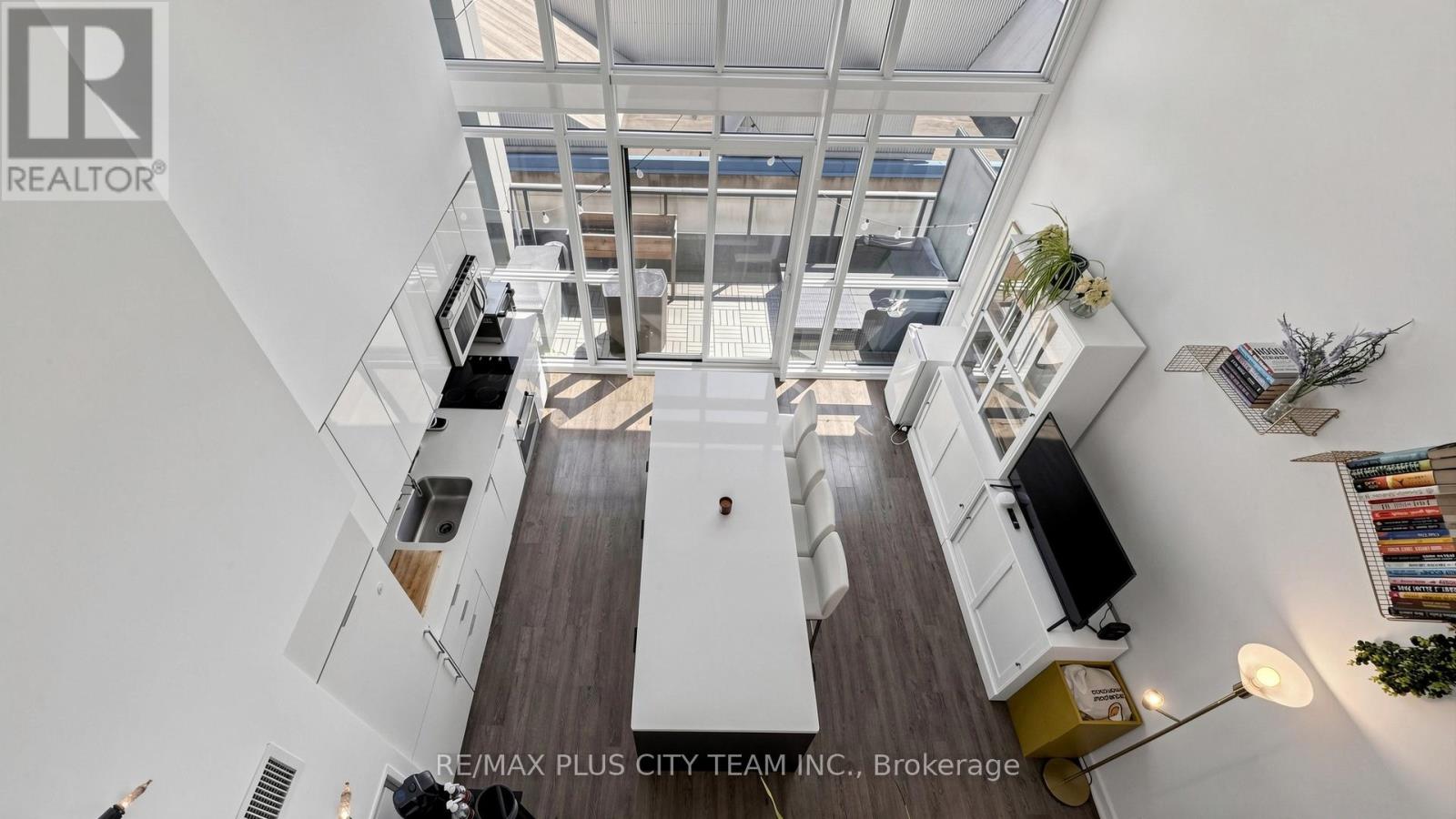 434 - 5 Hanna Avenue, Toronto, Ontario  M6K 0B3 - Photo 3 - C13235050