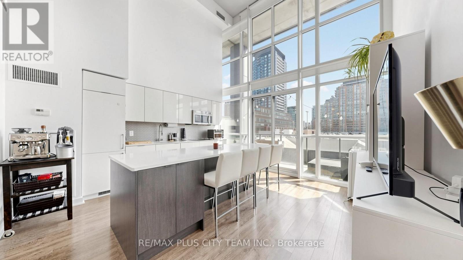 434 - 5 Hanna Avenue, Toronto, Ontario  M6K 0B3 - Photo 4 - C13235050