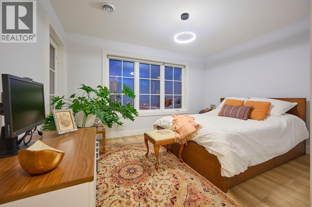 449 E 15th Street, North Vancouver, British Columbia  V7L 2R9 - Photo 24 - R3130816