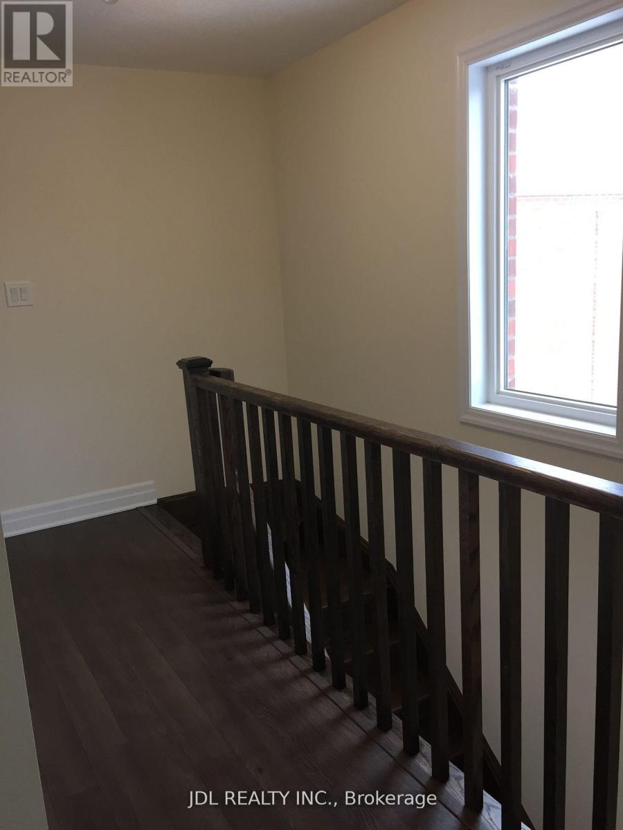 62 Heron Park Place, Toronto, Ontario  M1E 0B8 - Photo 6 - E13234854