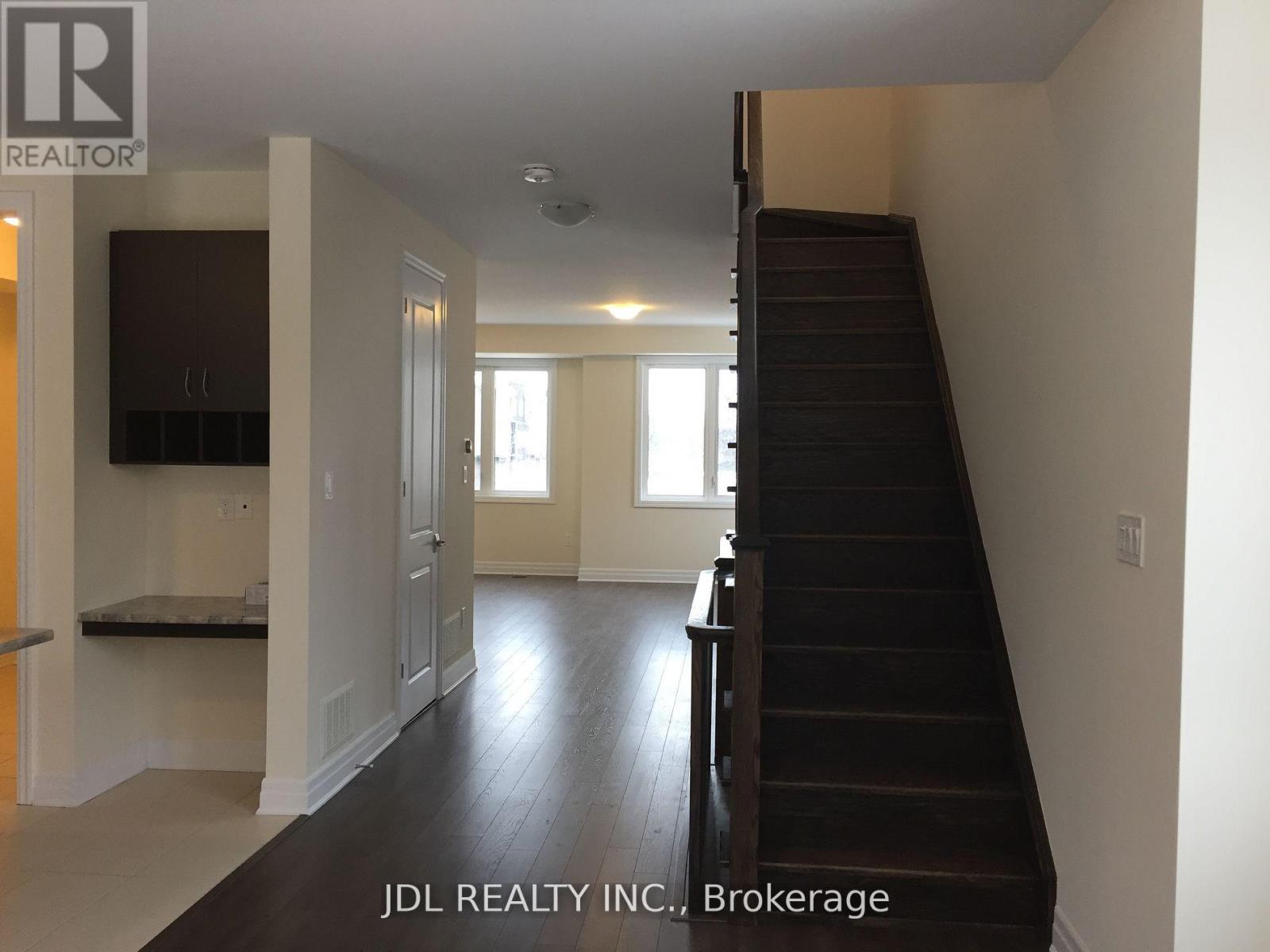 62 Heron Park Place, Toronto, Ontario  M1E 0B8 - Photo 7 - E13234854