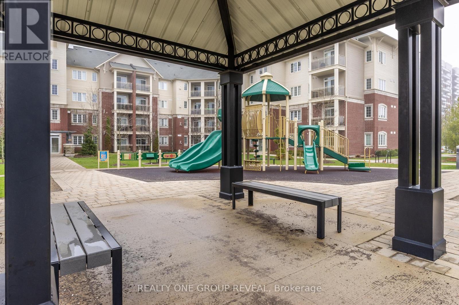 210 - 80 Aspen Springs Drive, Clarington, Ontario  L1C 0V4 - Photo 23 - E13234890