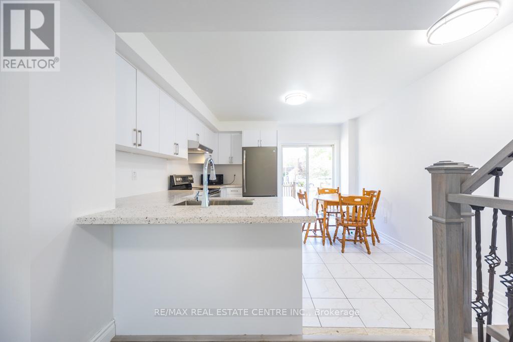 123 Enderby Road, Toronto, Ontario  M4E 3W5 - Photo 8 - E13234924